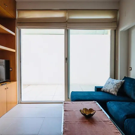 Novalia Penuelas Apartment *